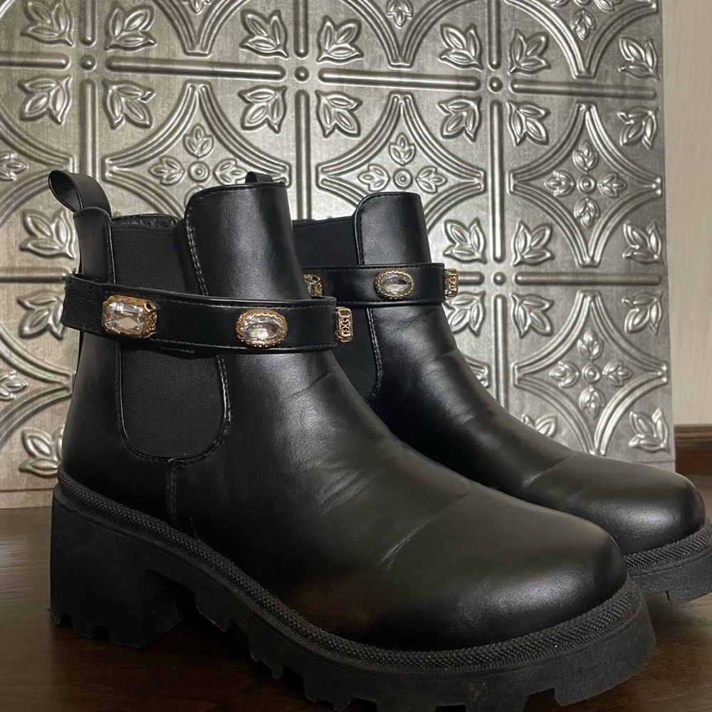 Black Platform Embellished Boots - Picture 2 of 7
